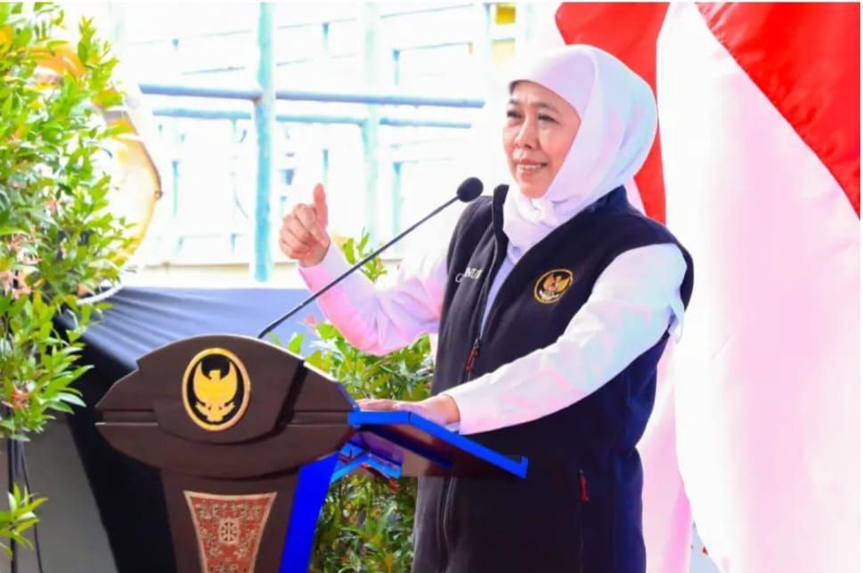 gubernur Jatim Hj. Khofifah